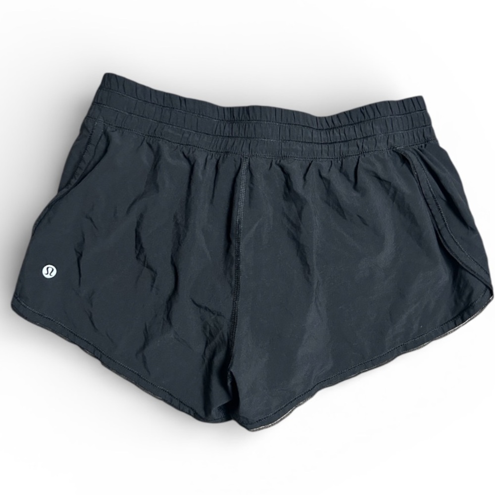 Lululemon Hotty Short Black With Lace Trim Size 6 - Picture 1 of 4